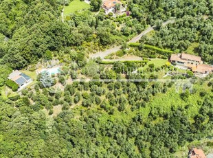 Prestigiosa villa di 440 mq in vendita, Via Alcibiade Barsottelli, Camaiore, Lucca, Toscana