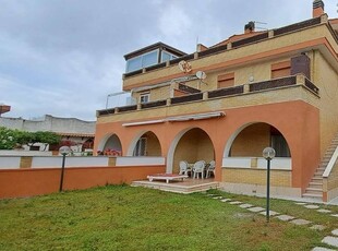 Prestigiosa villa in vendita Via Florinas, Fiumicino, Lazio