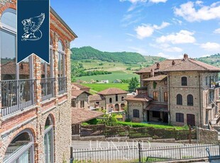 Prestigioso hotel di 950 mq in vendita Bubbio, Piemonte