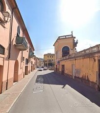 QUADRILOCALE AD ACQUI TERME LIBERO (Rif.533)