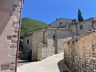 Rustico in vendita, Cerreto di Spoleto ponte