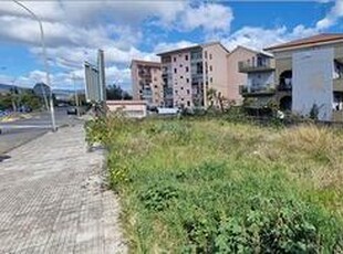 Terreno 700mq edificabile commerciale a Riposto