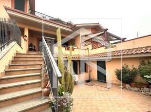 Villa a schiera in vendita a Guidonia Montecelio