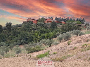 Villa con giardino a Monte Castello di Vibio