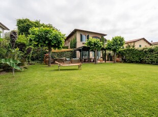 Villa di 280 mq in affitto Forte dei Marmi, Italia