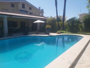 Villa di lusso con piscina