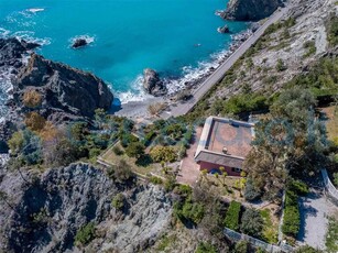 Villa in ottime condizioni in vendita a Bonassola