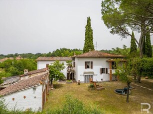 Villa in vendita a Asciano