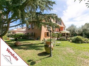 Villa in Vendita a Formello