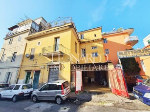 Villa in vendita a Napoli