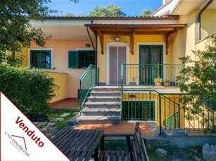 Villa in Vendita a Roma