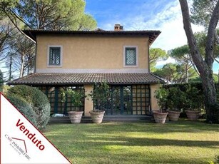 Villa in Vendita a Sacrofano