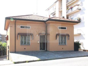 Villa in vendita a Sirtori