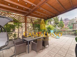 Villa in vendita Viale Lunigiana, Milano, Lombardia