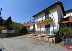 Casa semi indipendente in Via Ferriera D'Alto in zona Ferriera a Pontinvrea