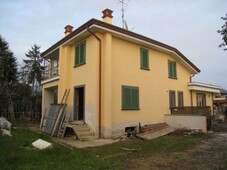 Villa a schiera in nuova costruzione a Camaiore