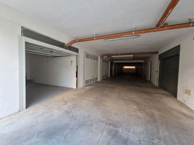 Box/Garage 25mq in vendita a Pomigliano d'Arco