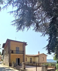 Casa indipendente da ristrutturare a Gubbio