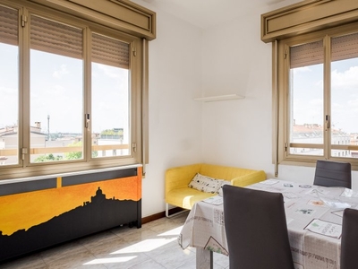 Appartamento con 3 camere da letto in affitto a Bologna