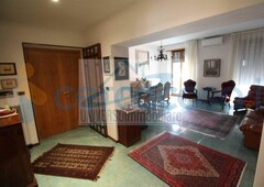 Appartamento Quadrilocale in vendita a Ascoli Piceno