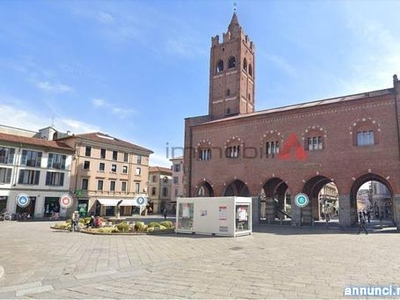 Monza centro. In signorile palazzo nel