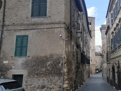 Casa a Anagni in Via Vittorio Emanuele, Anagni, Centro storico