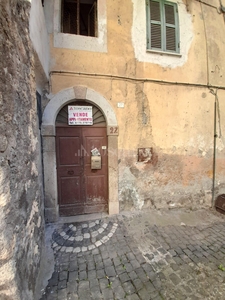 Casa a Anagni in vicolo del Cunicolo 17, Centro storico