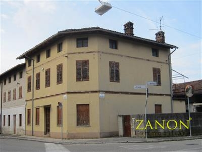 Casa indipendente a Gorizia in provincia di Gorizia
