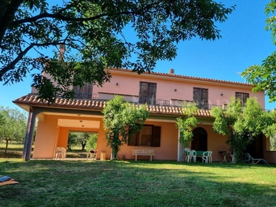 Villa a Capranica in Località Poggio Sant' Antonio