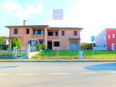Villa in vendita a Villa Estense