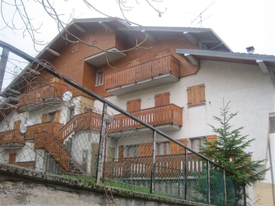 Appartamento in vendita a Pievepelago zona Sant'Anna Pelago