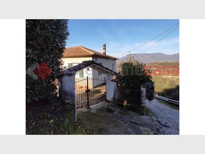 Casa Indipendente in vendita a Arpino, via bove - Arpino, FR