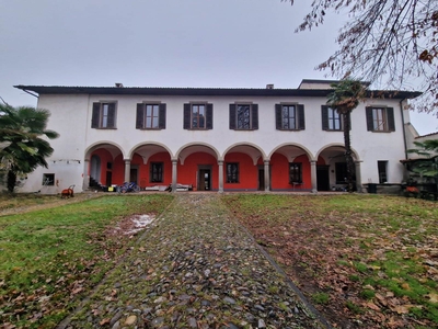 Villa in vendita a Castelli Calepio Bergamo Tagliuno