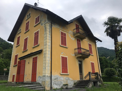 Villa in vendita a Cerano d'Intelvi