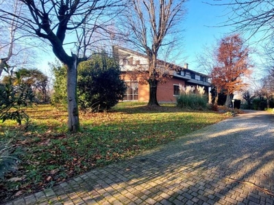 villa in vendita a Mariano Comense