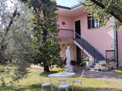 Villa in vendita, Puegnago sul Garda raffa