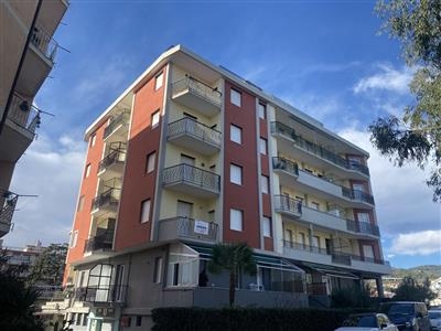 Appartamento - Trilocale a San Bartolomeo al Mare