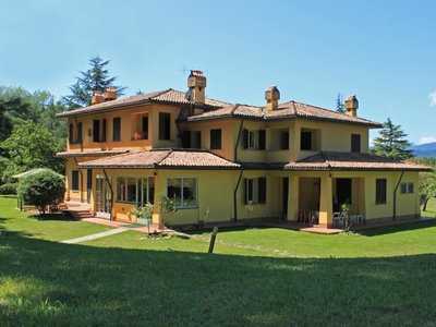 Casa indipendente in vendita Massa-carrara