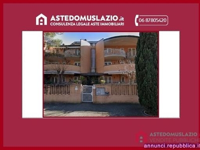 Appartamento all'asta sito in Roma, Via