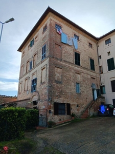 Appartamento in Vendita in ss73 141 a Siena
