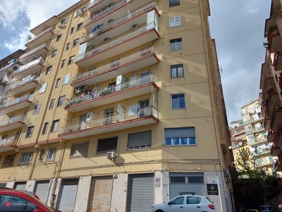 Appartamento in Vendita in Via nicolodi 89 a Salerno