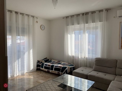 Appartamento in Vendita in Via ROSSINI a Montecchio Maggiore