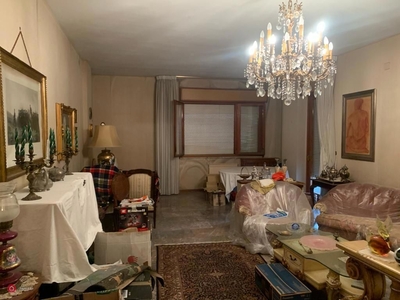 Appartamento in Vendita in Viale Aldo Moro 54 a Reggio Calabria