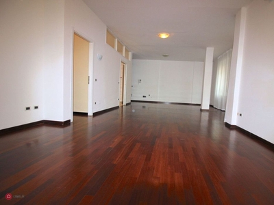 Appartamento in Vendita in Viale Giuseppe Verdi 40 a Vicenza
