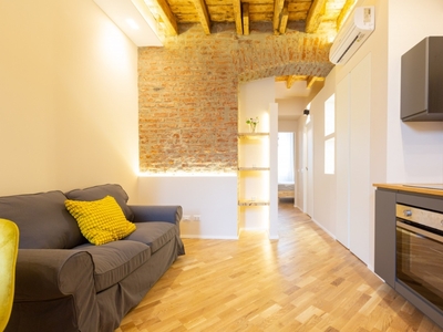 Bilocale a Milano, 1 bagno, arredato, 50 m², 2° piano in vendita