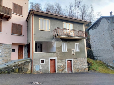 Casa indipendente in vendita a Bienno