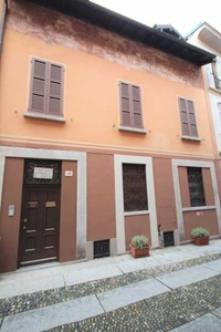 Casa Indipendente in Vendita ad Cannobio