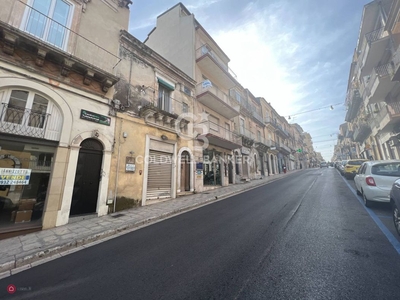 Casa indipendente in Vendita in Corso Italia 196 a Ragusa