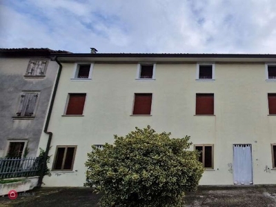 Casa indipendente in Vendita in Via Dossi Prabiano a Villafranca di Verona