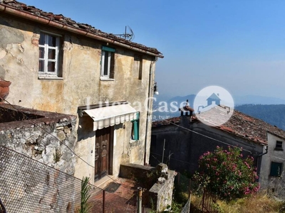 Casa indipendente, via di Croce, zona Ponte a Moriano, Aquilea, Mastiano, Brancoleria, Lucca